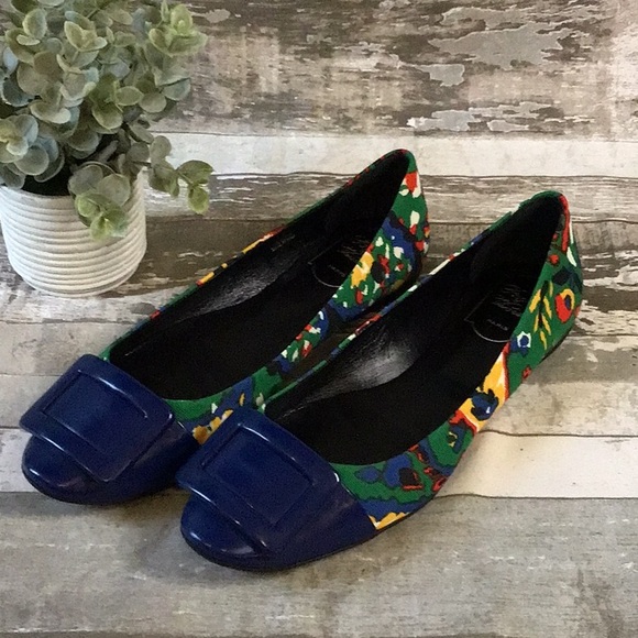 Roger Vivier Shoes - Roger Vivier Buckle Flats Sz 39.5